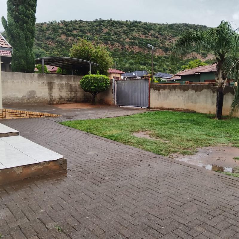 3 Bedroom Property for Sale in Tlhabane West North West